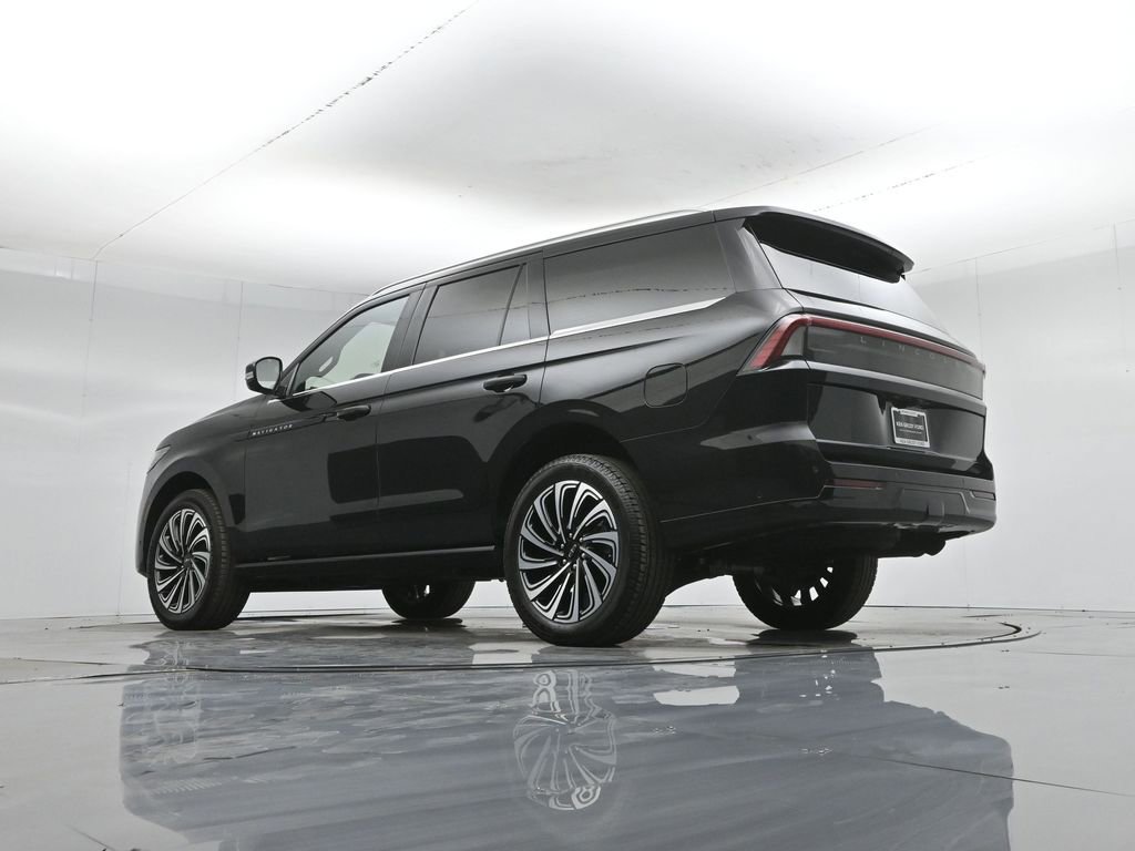 Used 2025 Lincoln Navigator Black Label image 52