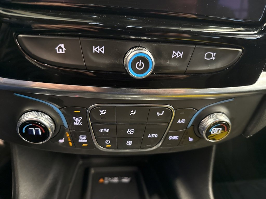 Certified 2023 Chevrolet Traverse LT w/ LPO, Floor Liner Package image 12