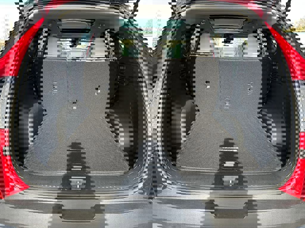 Used 2025 Hyundai Tucson Limited image 24