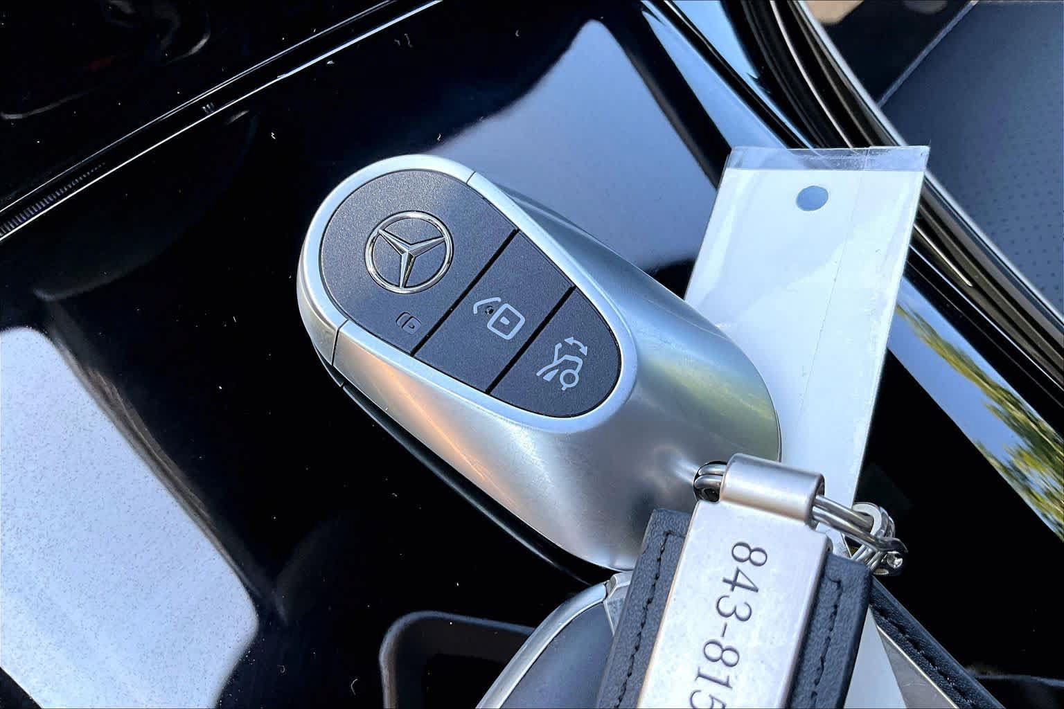 Used 2025 Mercedes-Benz C 300 4MATIC Sedan image 15