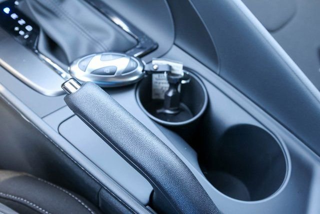 New 2026 Hyundai Elantra Sport FWD image 13