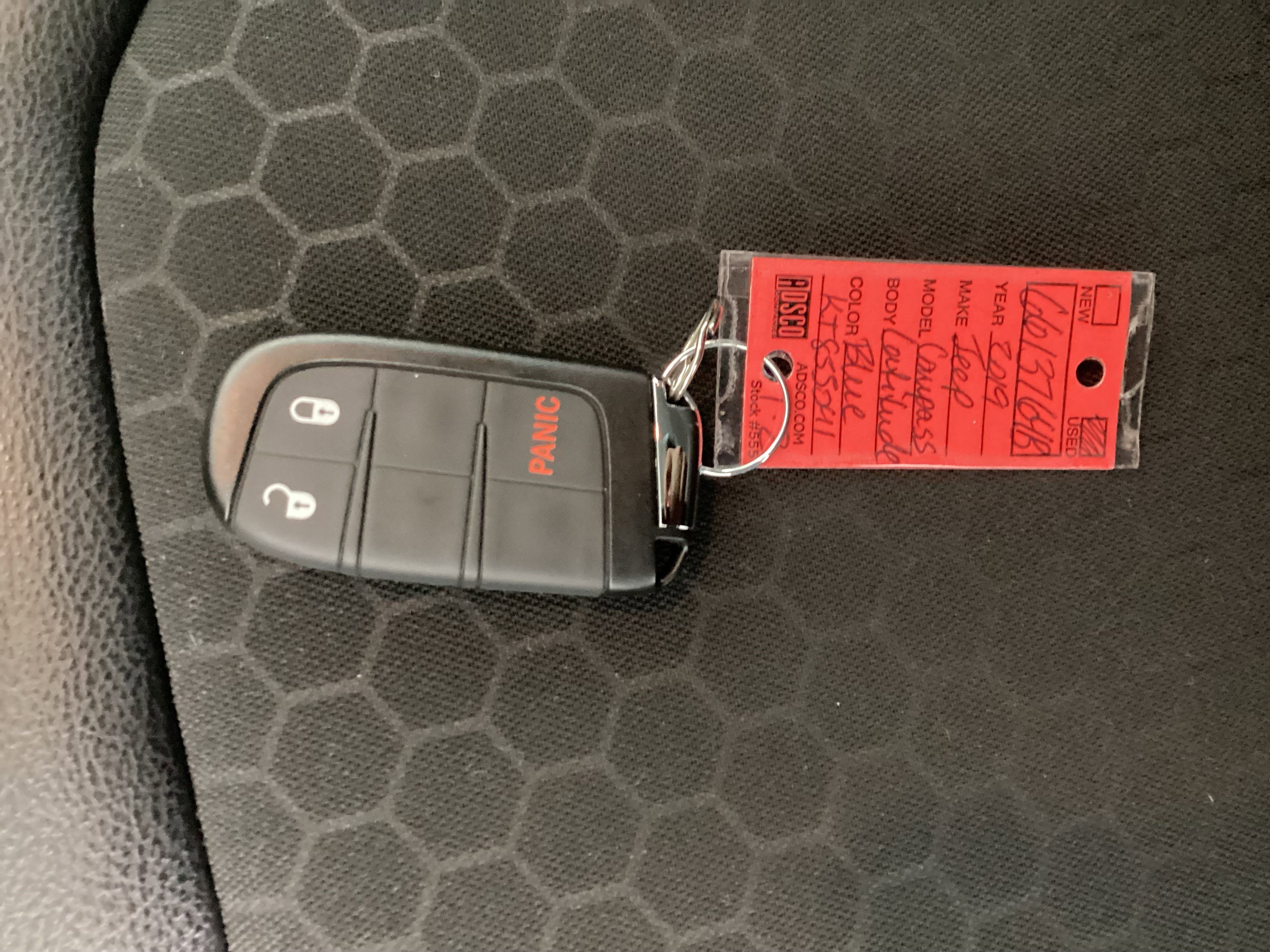 Used 2019 Jeep Compass Latitude image 29