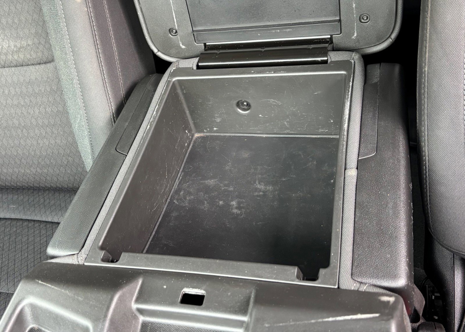 Used 2024 Chevrolet Silverado 2500 LT w/ Z71 Off-Road Package image 49