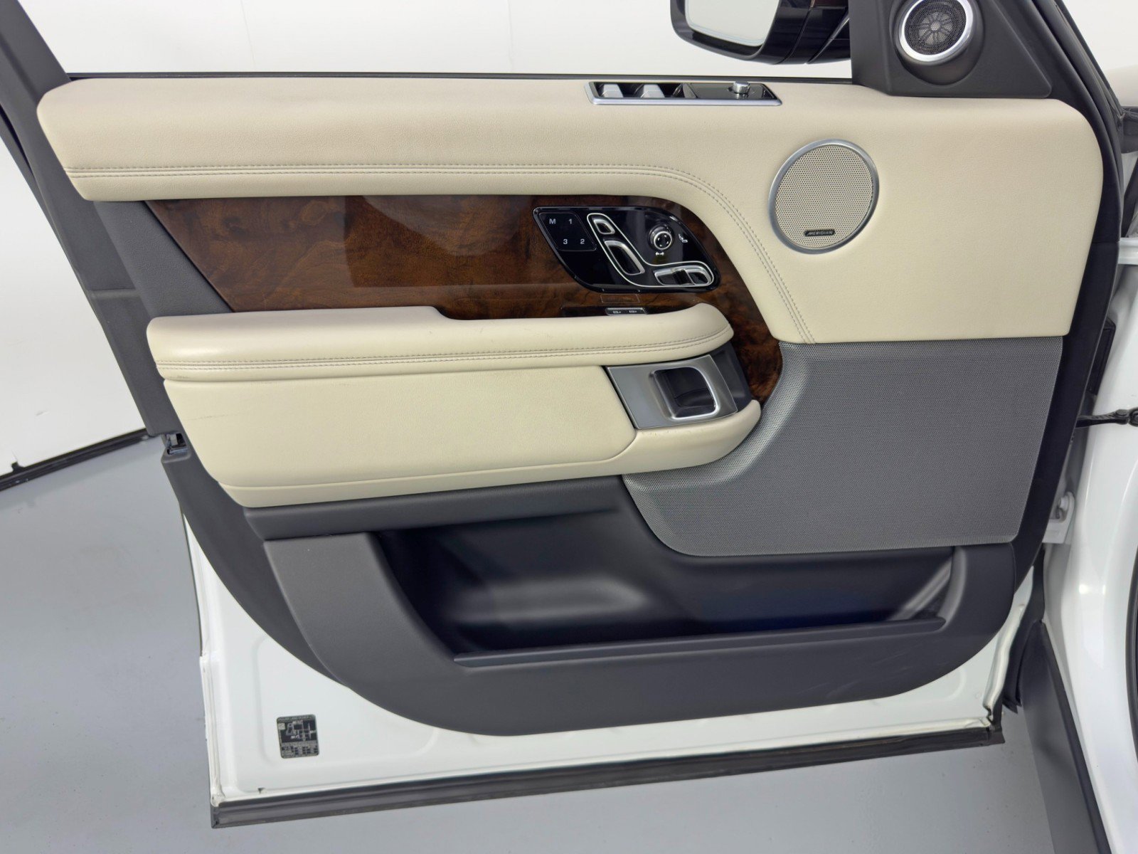 Used 2021 Land Rover Range Rover P525 Westminster Edition image 49