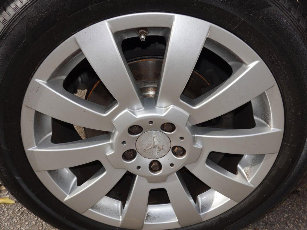 Used 2010 Mercedes-Benz GLK 350 2WD image 8
