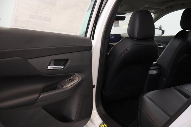 New 2026 Nissan Sentra SR w/ SR Premium Package FWD image 27