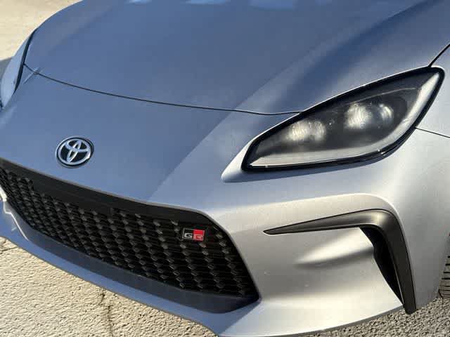 Used 2025 Toyota GR86 Premium RWD image 10