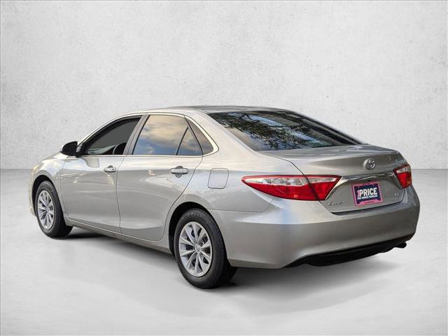 Used 2015 Toyota Camry LE image 8