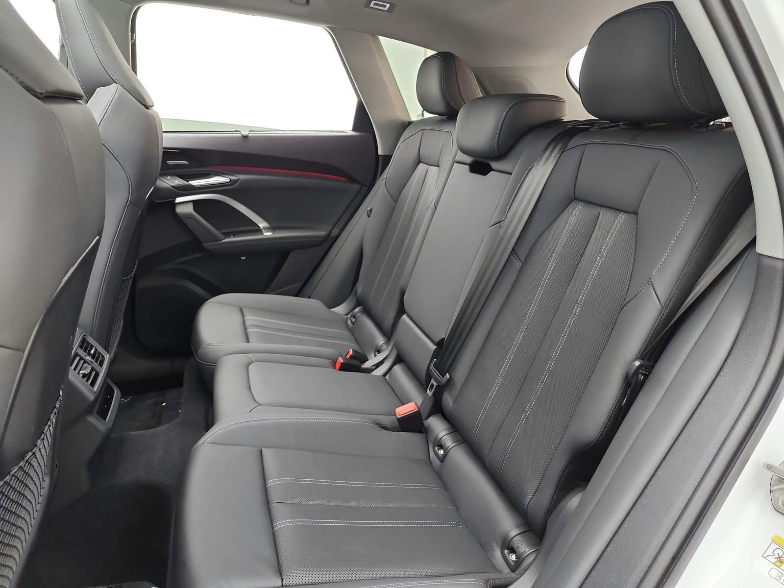 Used 2025 Audi Q5 Premium Plus w/ Premium Plus AWD/4WD image 15