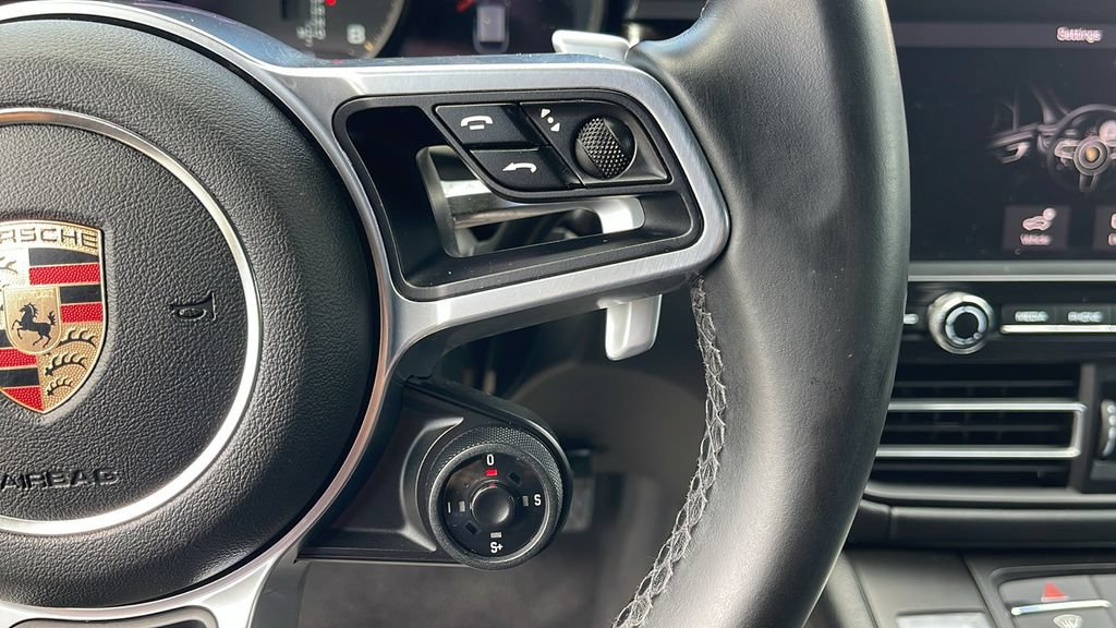 Used 2019 Porsche Macan AWD/4WD image 22