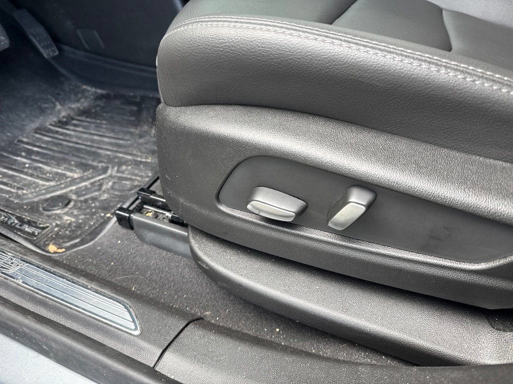 Used 2024 Cadillac XT5 Luxury FWD image 9