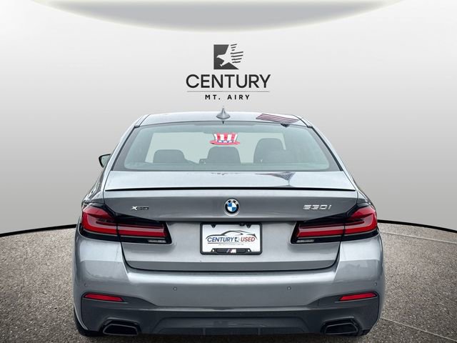 Used 2023 BMW 530i xDrive w/ Executive Package image 3