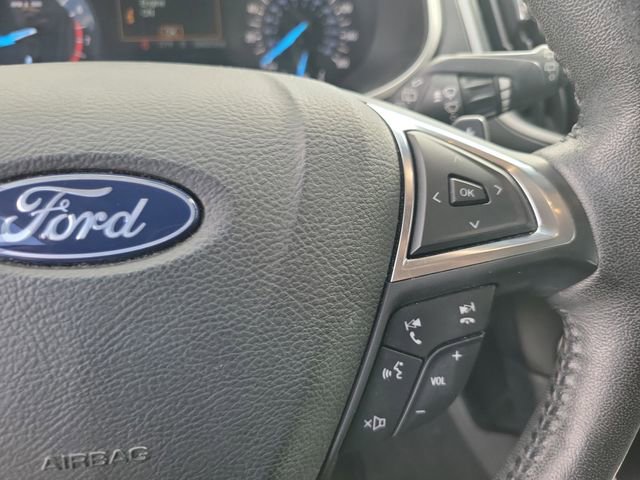 Used 2018 Ford Edge SEL image 23