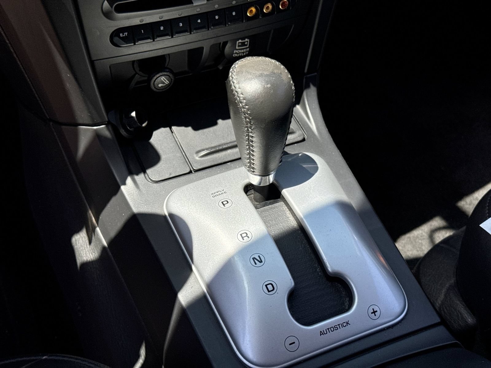 Used 2005 Chrysler Pacifica Touring AWD/4WD image 23