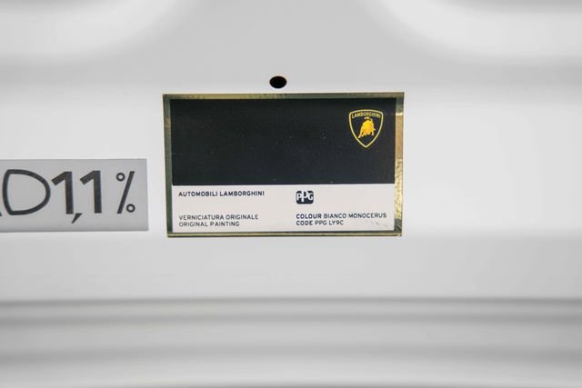 Used 2019 Lamborghini Huracan LP 580-2 RWD image 27
