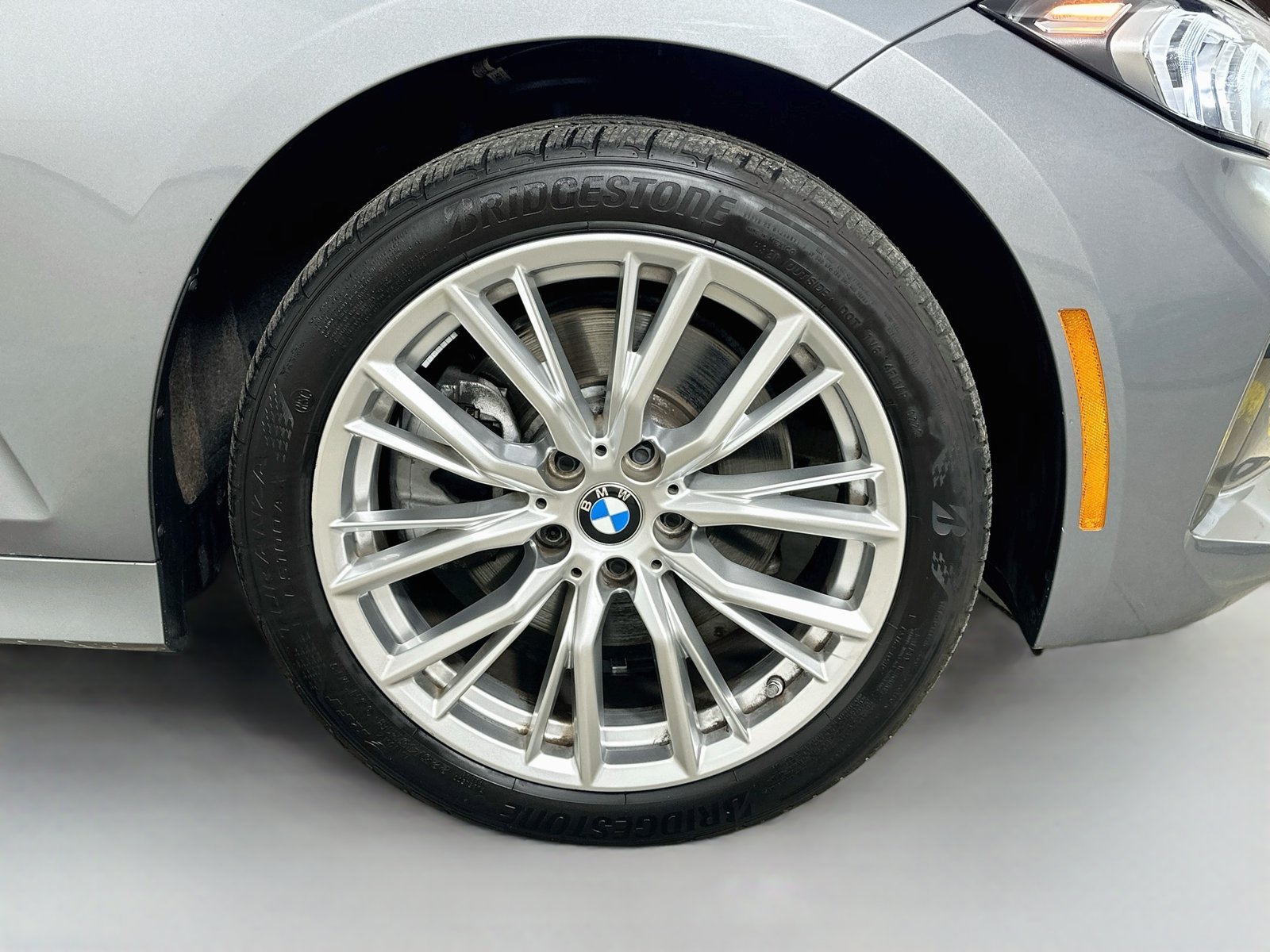 Used 2023 BMW 330i xDrive Sedan w/ Convenience Package AWD/4WD image 10