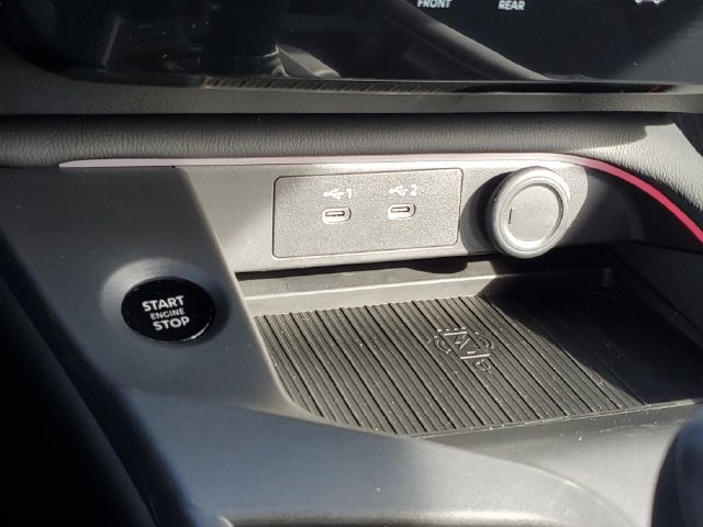 Certified 2026 Nissan Sentra SV w/ SV Convenience Package FWD image 28
