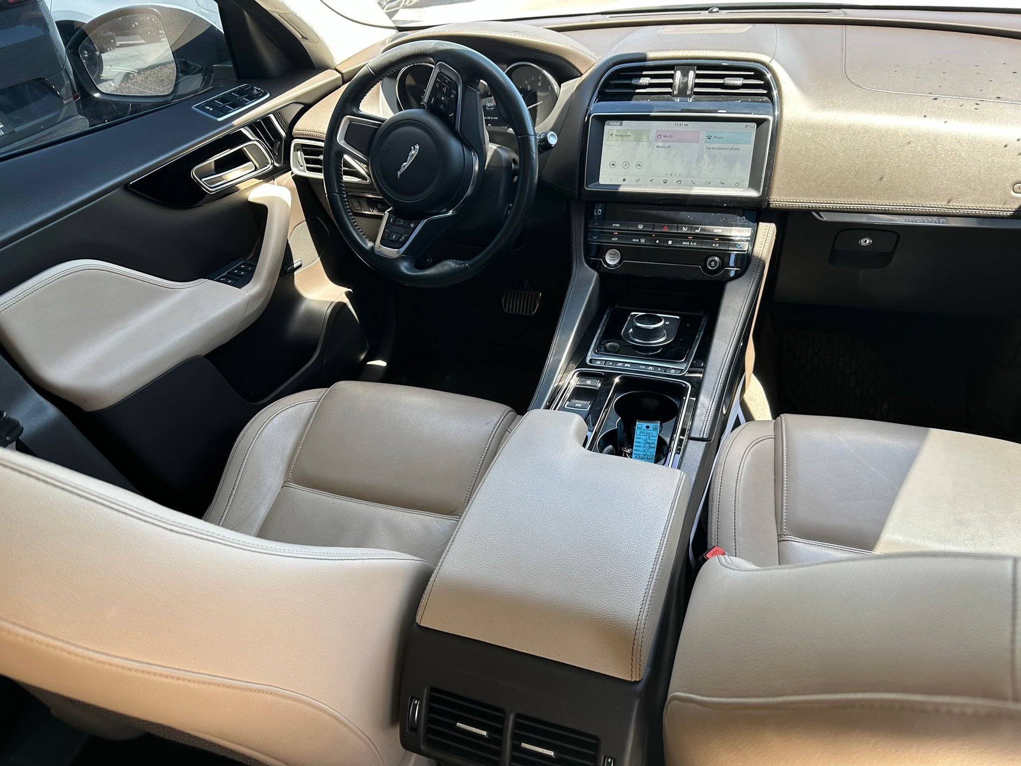 Used 2019 Jaguar F-PACE Prestige AWD/4WD image 5