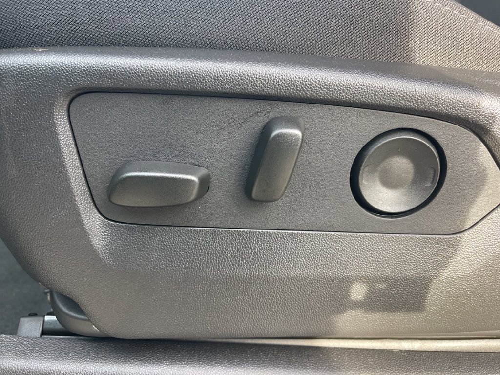 Used 2025 Chevrolet Silverado 1500 Custom Trail Boss image 12