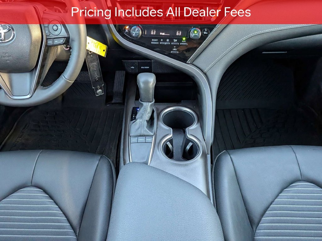 Used 2024 Toyota Camry SE FWD image 19