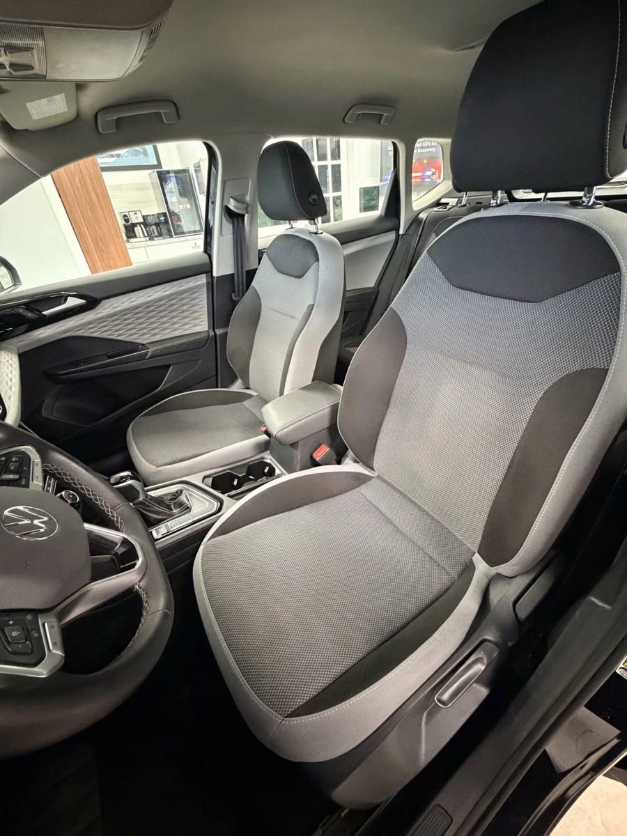 Used 2024 Volkswagen Taos S FWD image 16