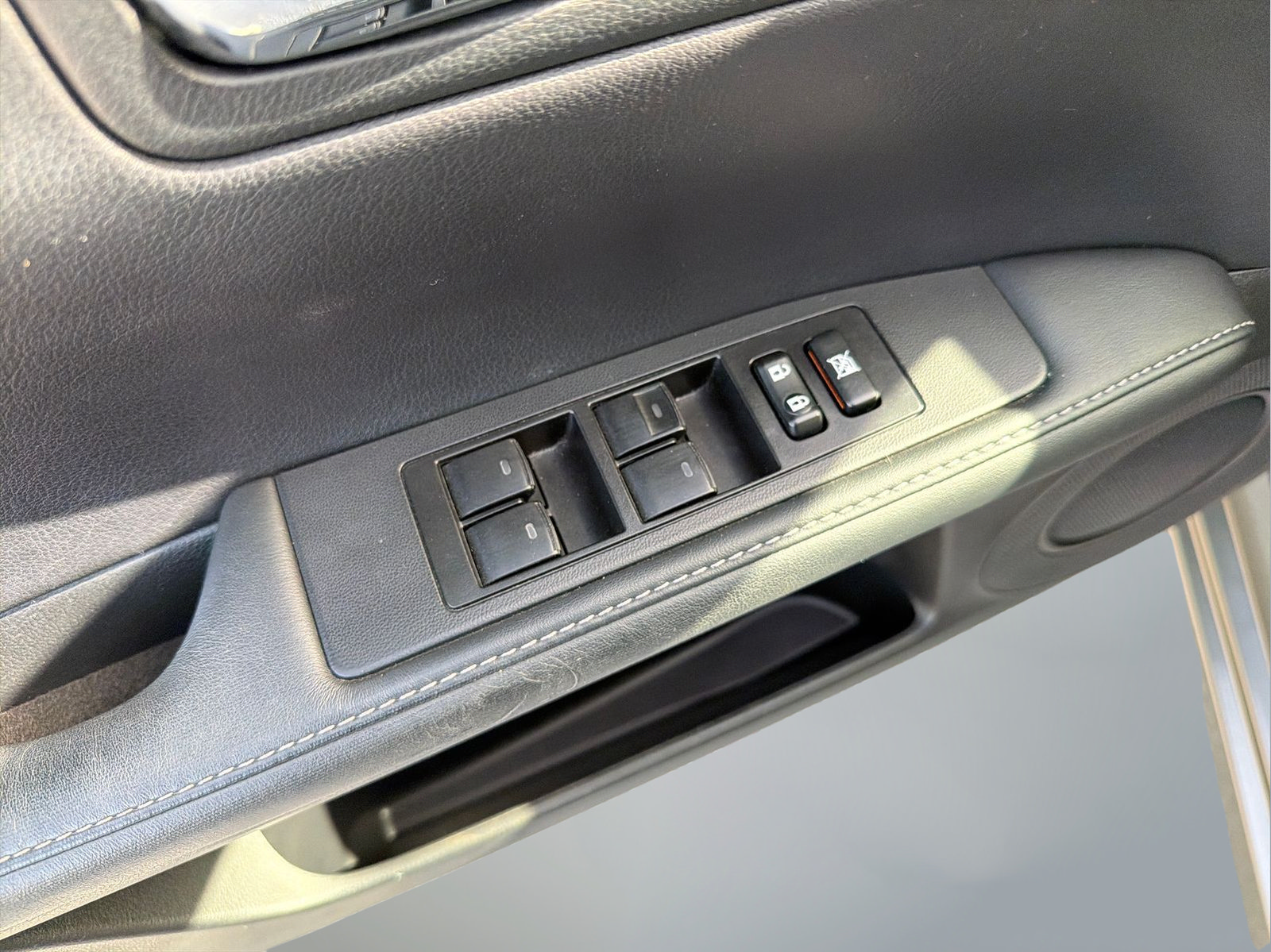 Used 2015 Lexus ES 350 w/ Luxury Package FWD image 28