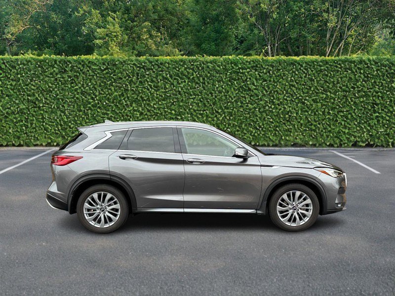 Used 2023 INFINITI QX50 Luxe image 2