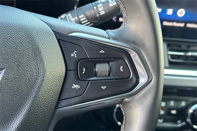 Used 2025 Chevrolet Trax ACTIV w/ Driver Confidence Package image 36