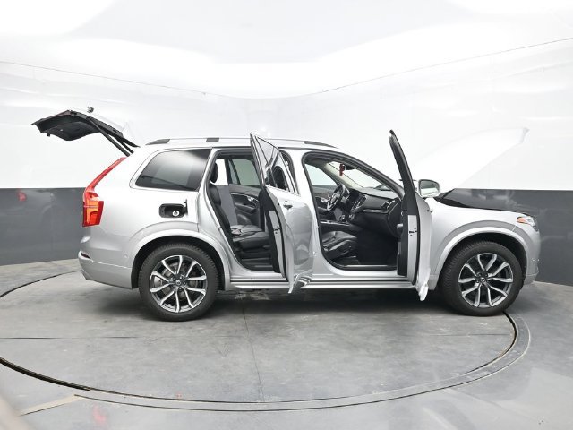 Used 2018 Volvo XC90 T6 Momentum w/ Convenience Package AWD/4WD image 59