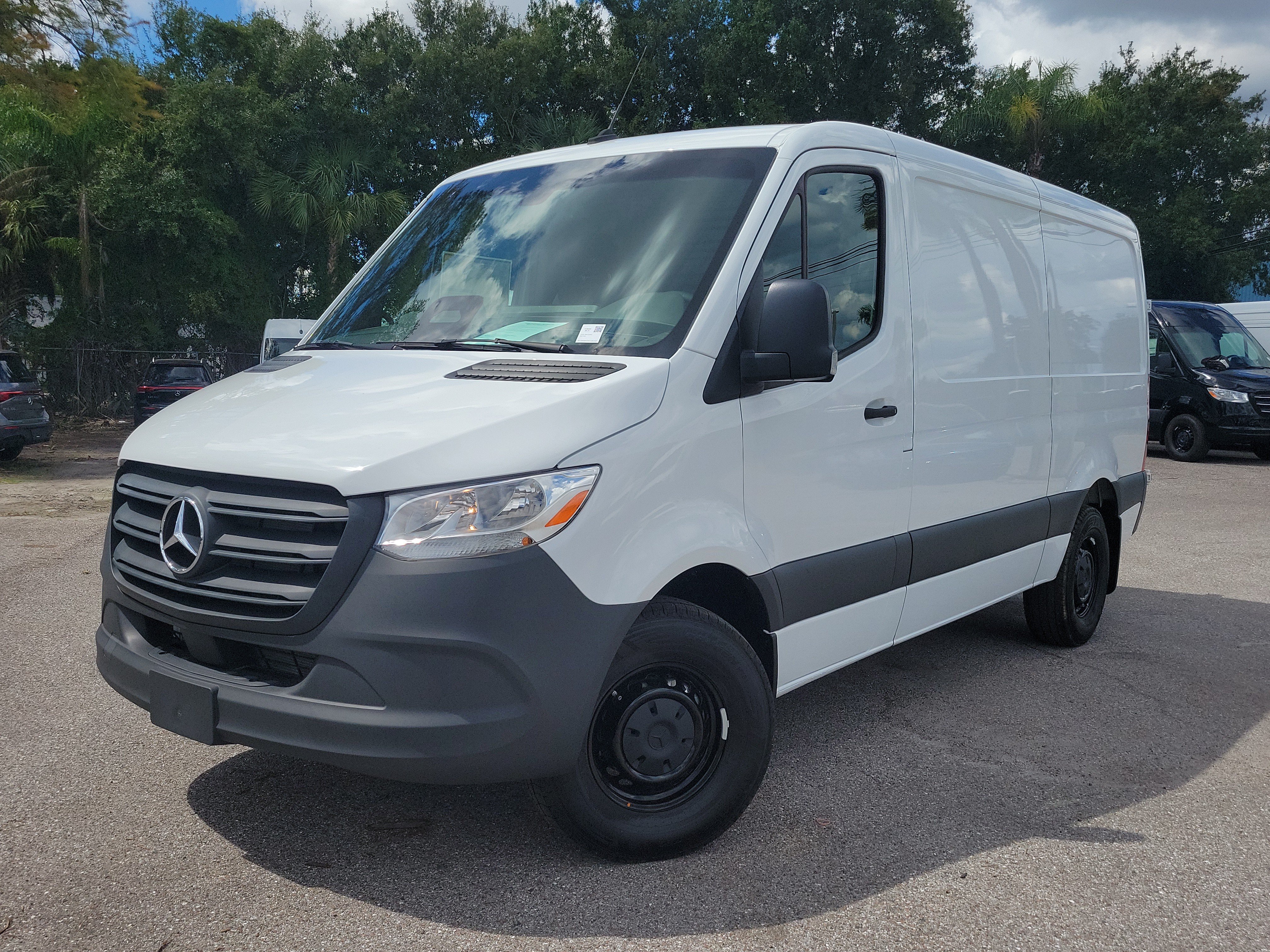 New 2025 Mercedes-Benz Sprinter 2500 360° Tour