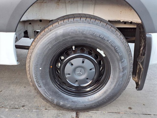 New 2025 Mercedes-Benz Sprinter 2500 image 23