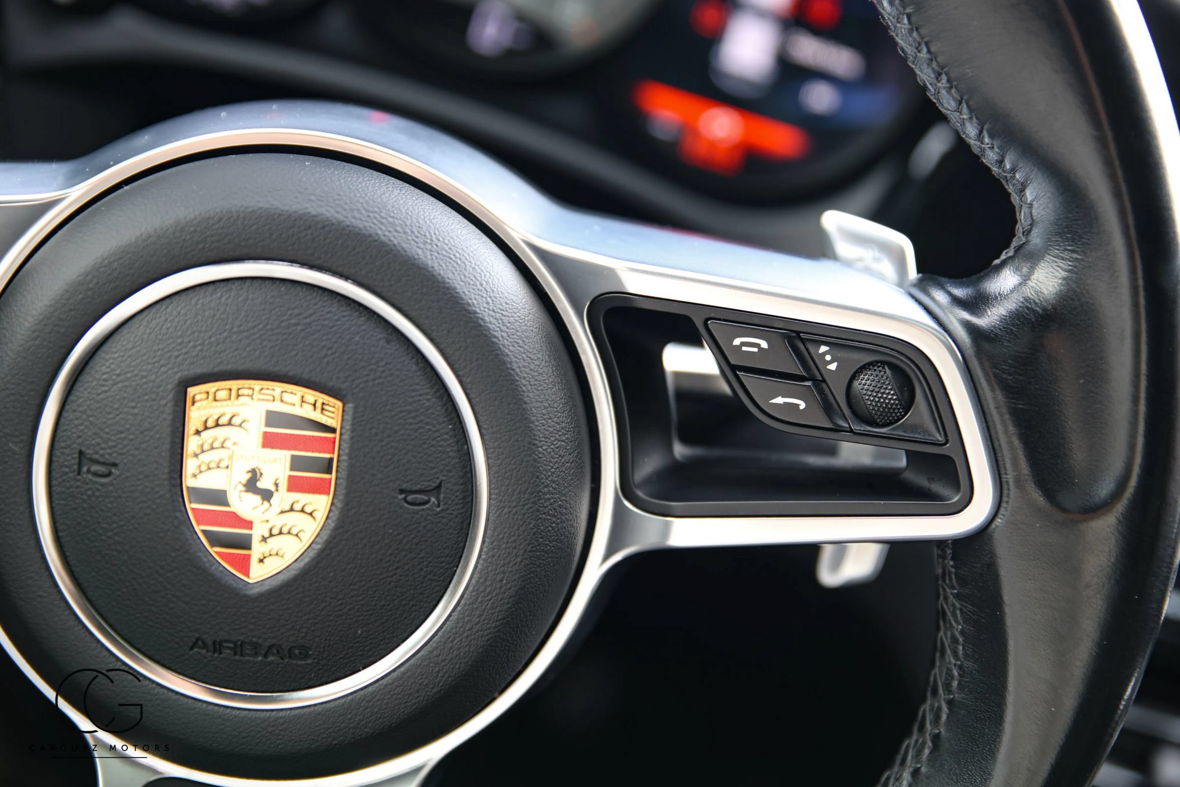 Used 2021 Porsche Macan S AWD/4WD image 38