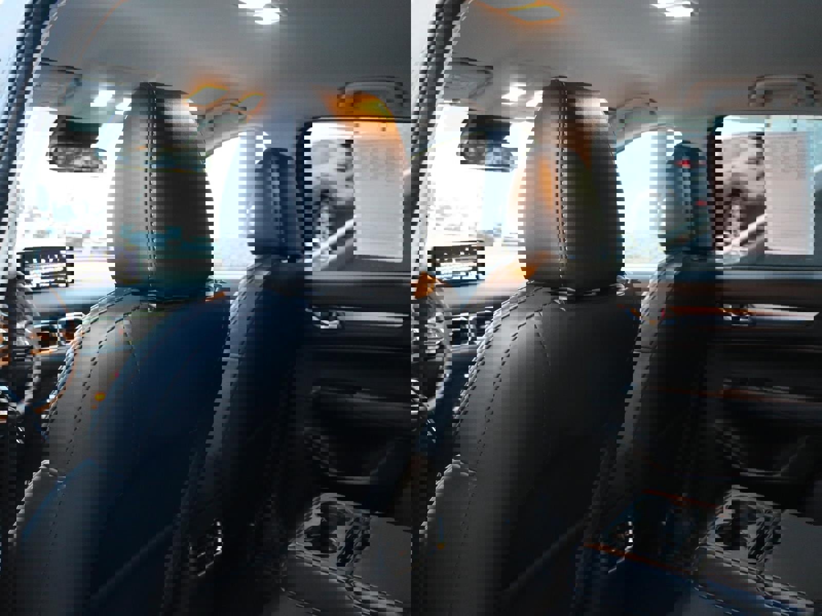 Certified 2025 MAZDA CX-5 AWD 2.5 S w/ Select Package image 11