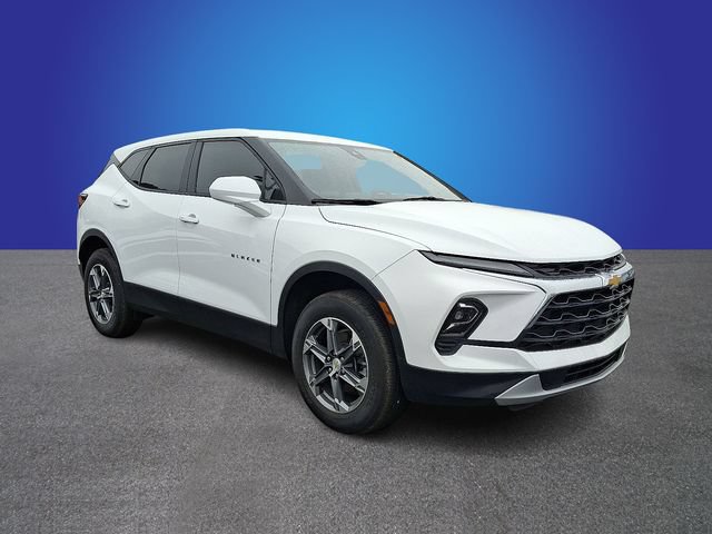 New 2024 Chevrolet Blazer LT w/ Driver Confidence Package FWD image 2