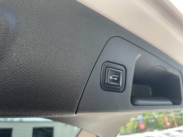 Used 2020 Buick Envision Essence w/ Experience Buick Package AWD/4WD image 9