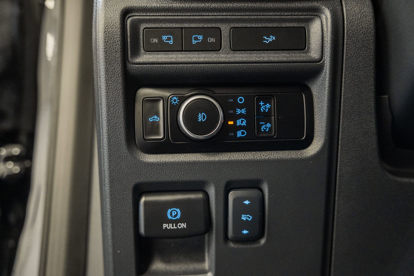 Certified 2023 Ford F150 Lariat w/ Equipment Group 502A High image 51