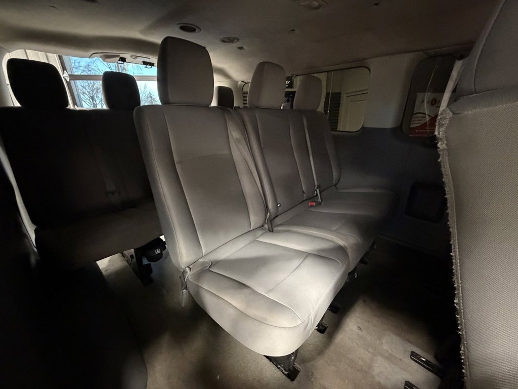 Used 2012 Nissan NV 3500 SV image 7