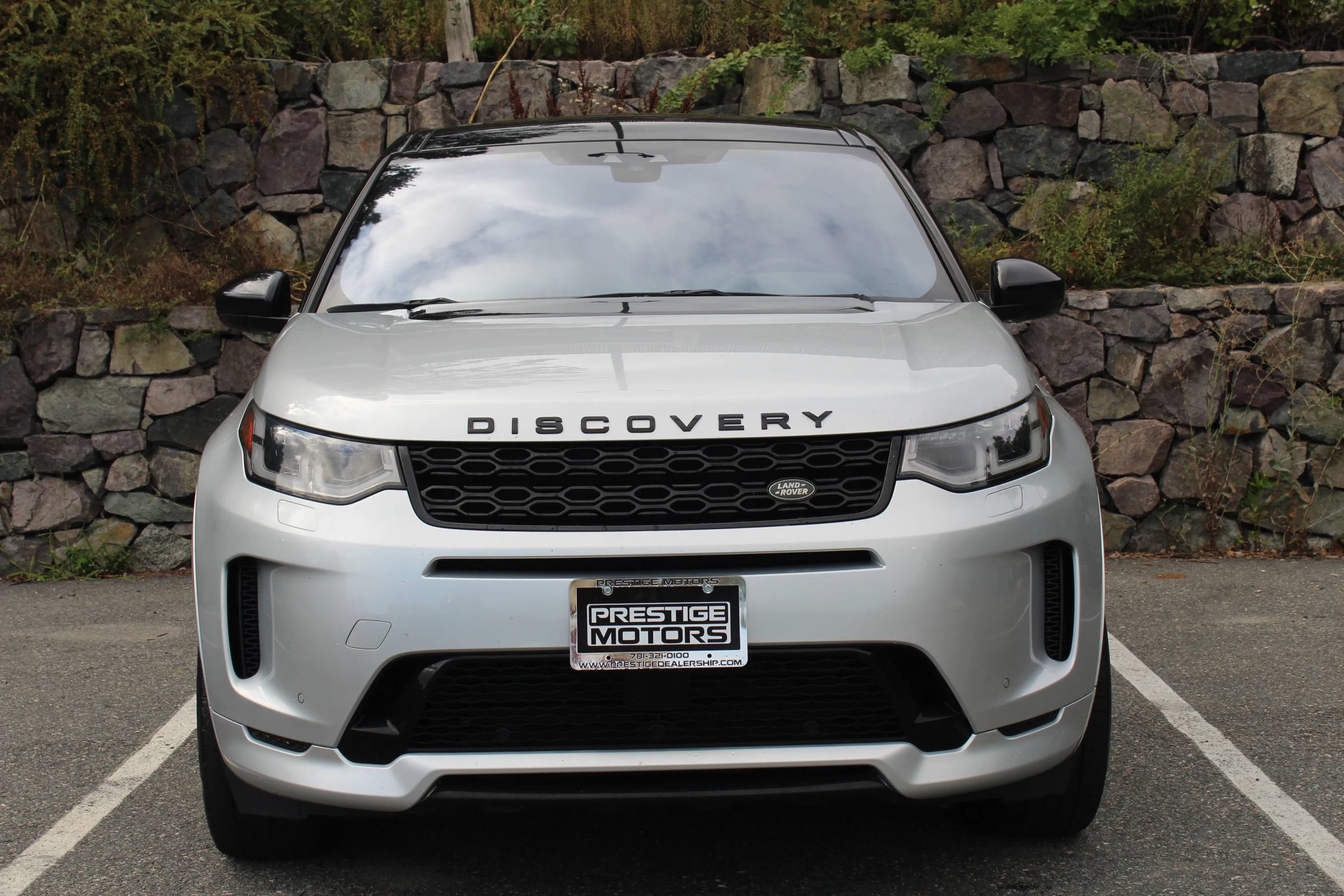 Used 2020 Land Rover Discovery Sport HSE R-Dynamic AWD/4WD image 3