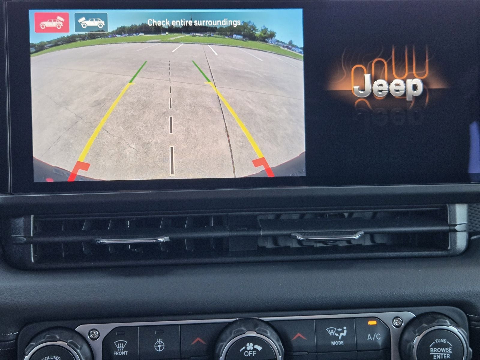New 2026 Jeep Wrangler Unlimited Rubicon AWD/4WD image 21