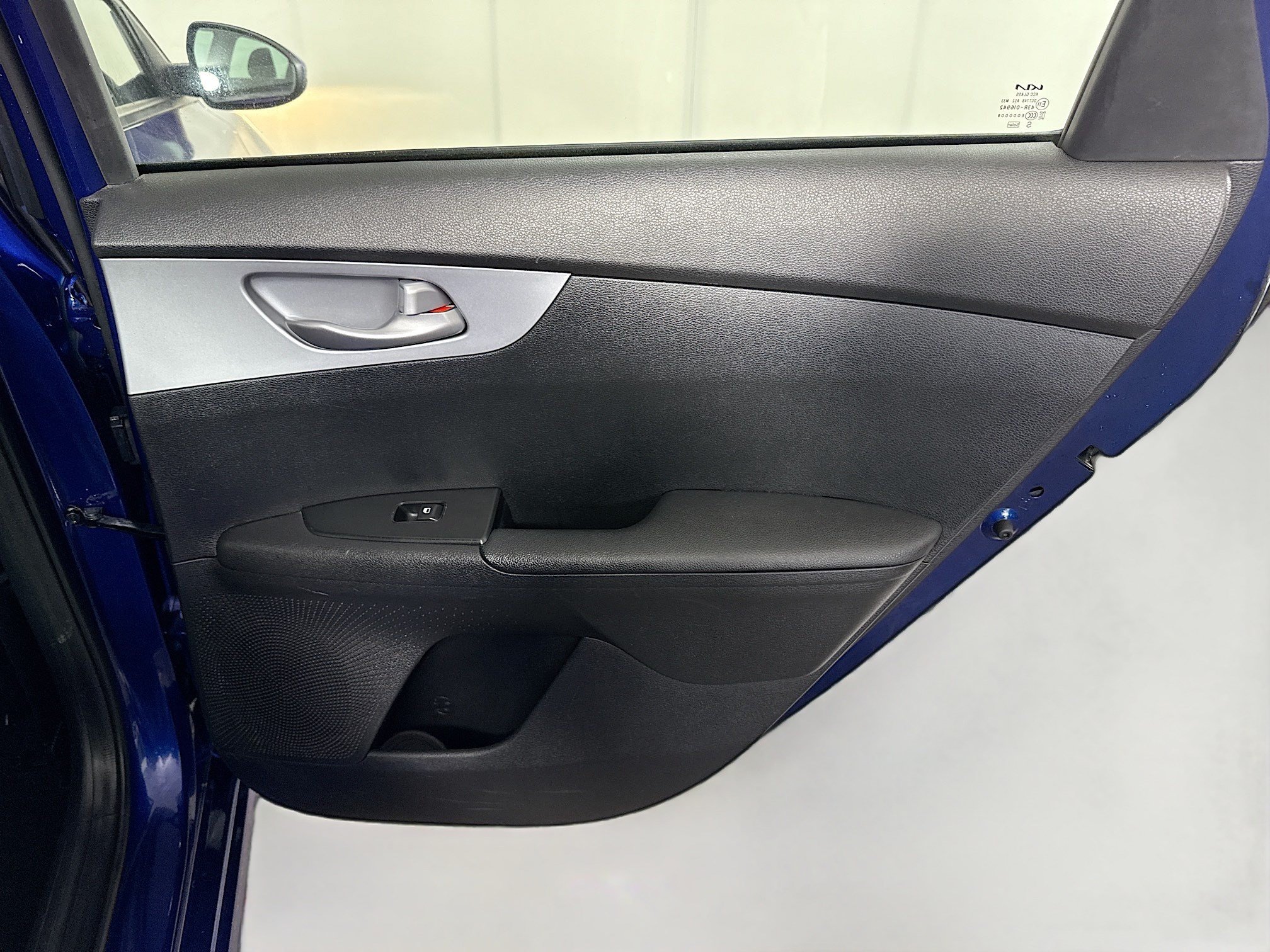 Used 2023 Kia Forte LXS FWD image 27