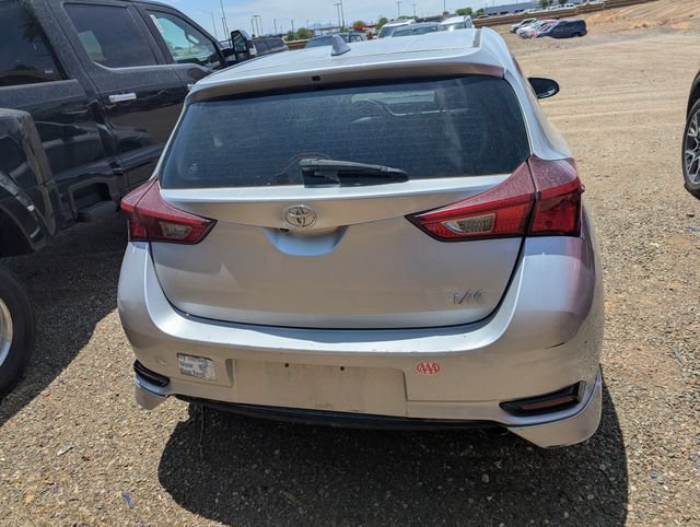 Used 2018 Toyota Corolla iM w/ Carpet Mat Package (TMS) FWD image 7