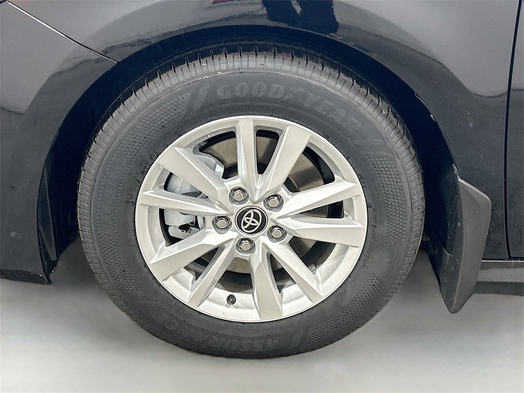 New 2026 Toyota Camry LE image 9