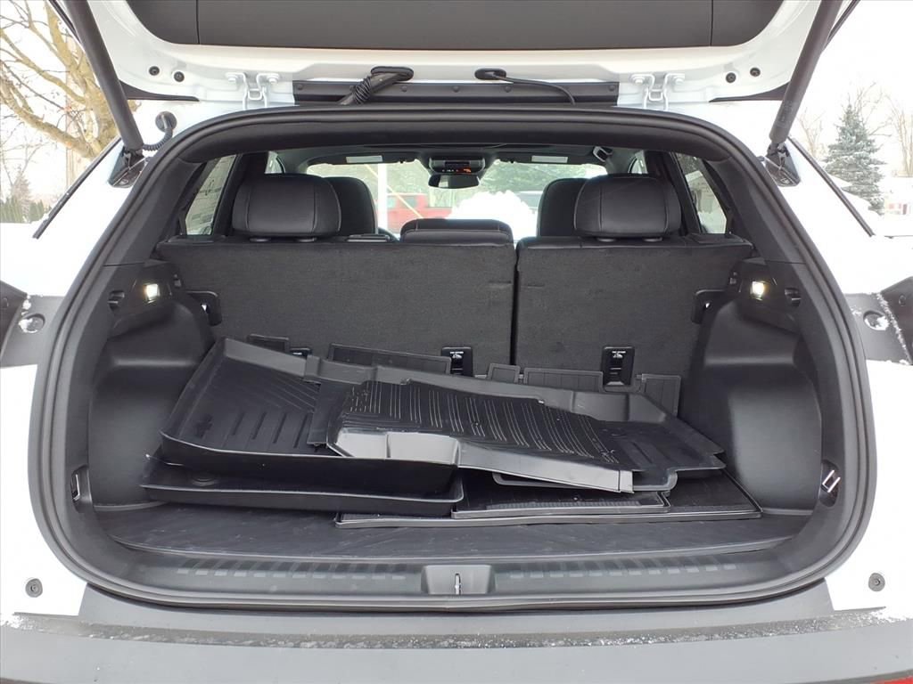 New 2026 Chevrolet Blazer EV LT image 8