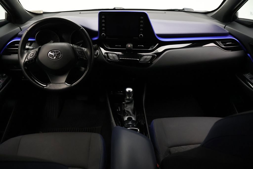Certified 2020 Toyota C-HR XLE image 24