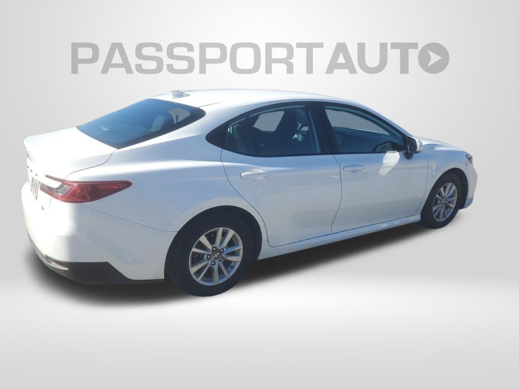 Used 2025 Toyota Camry LE FWD image 12