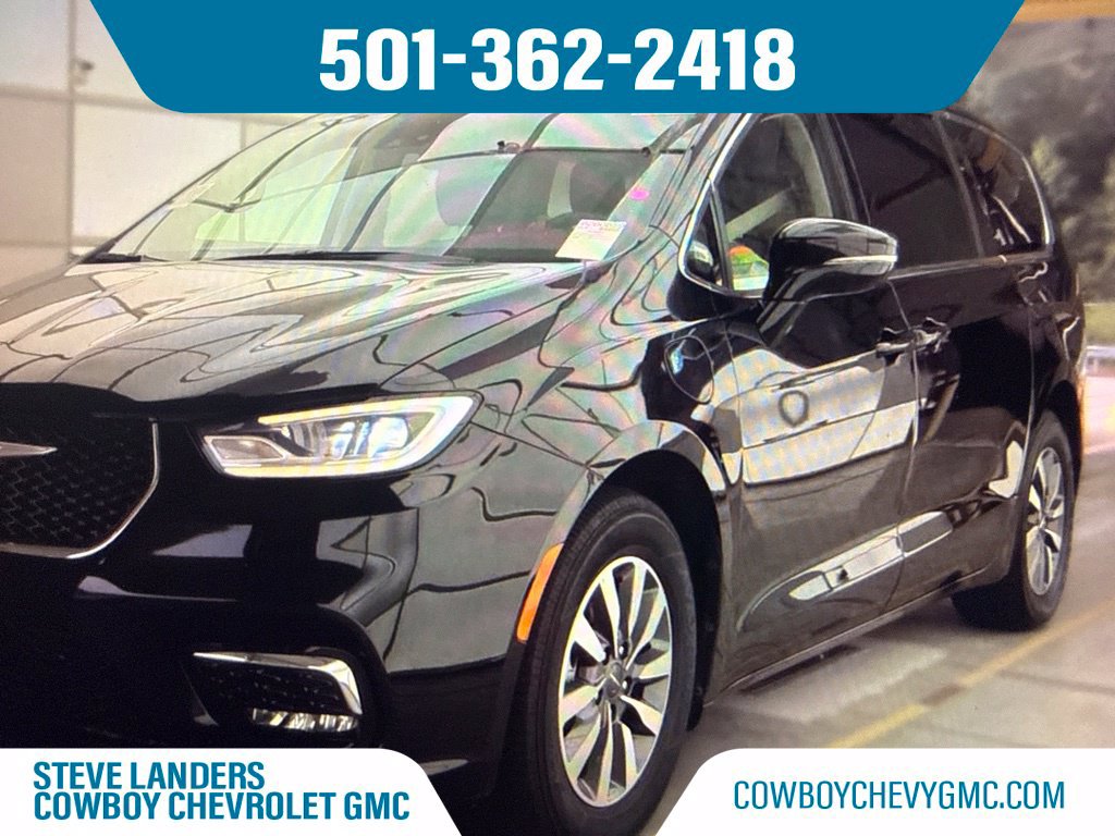 Used 2024 Chrysler Pacifica Limited