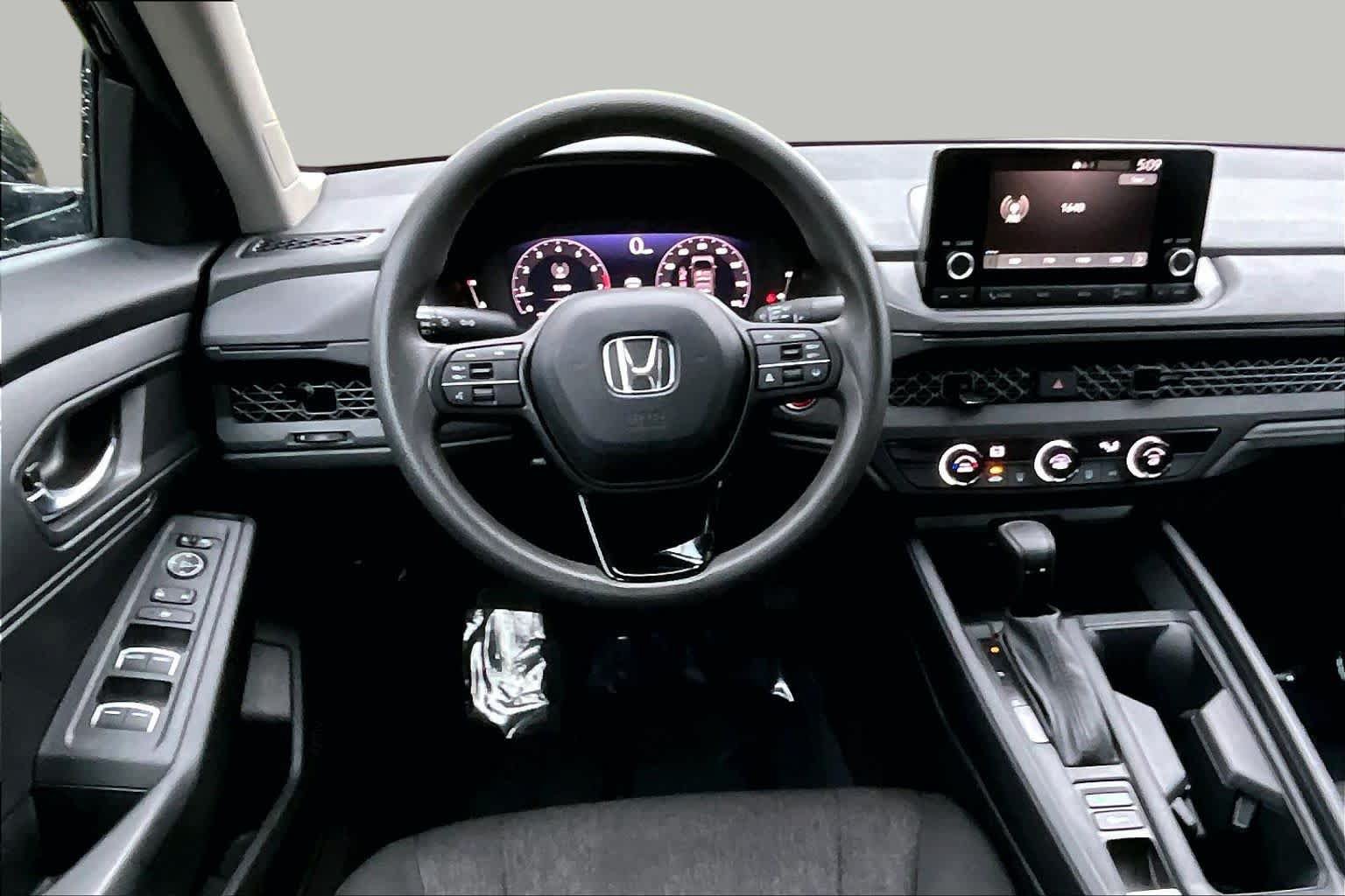 Used 2023 Honda Accord LX image 6