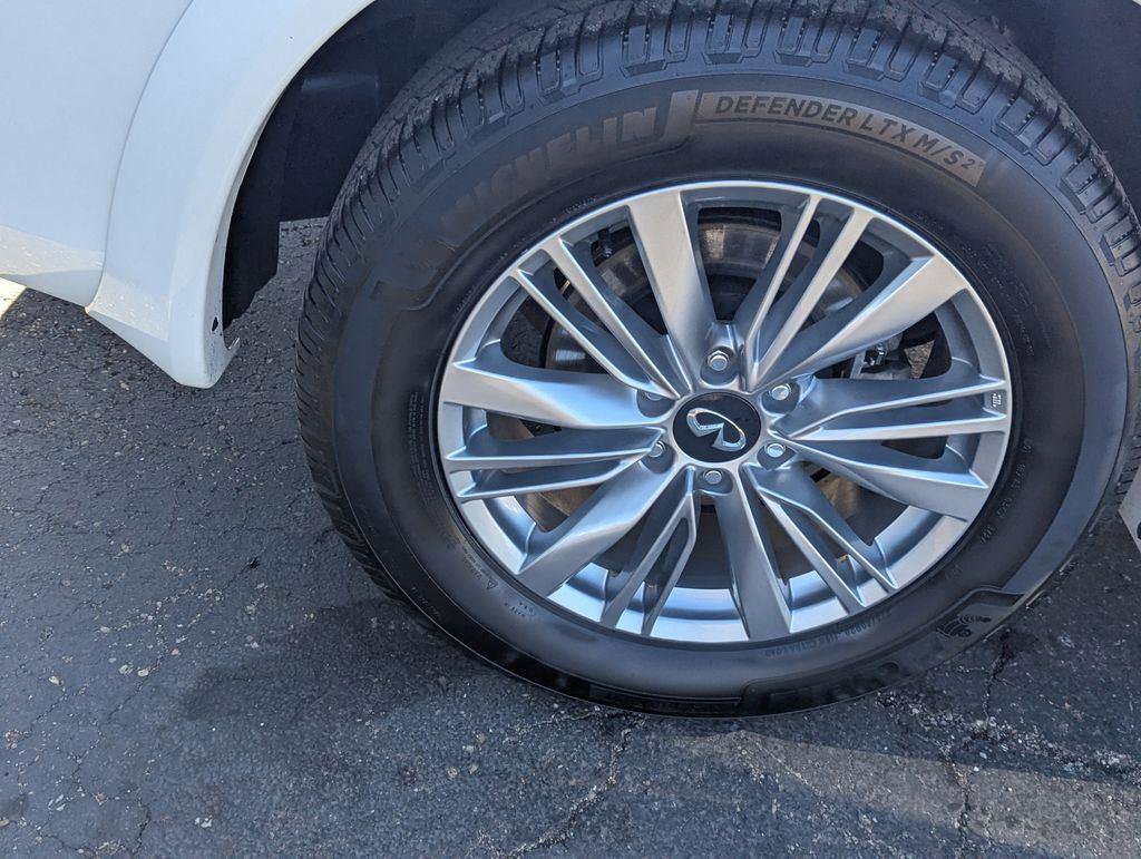 Used 2023 INFINITI QX80 Luxe w/ Cargo Package image 19