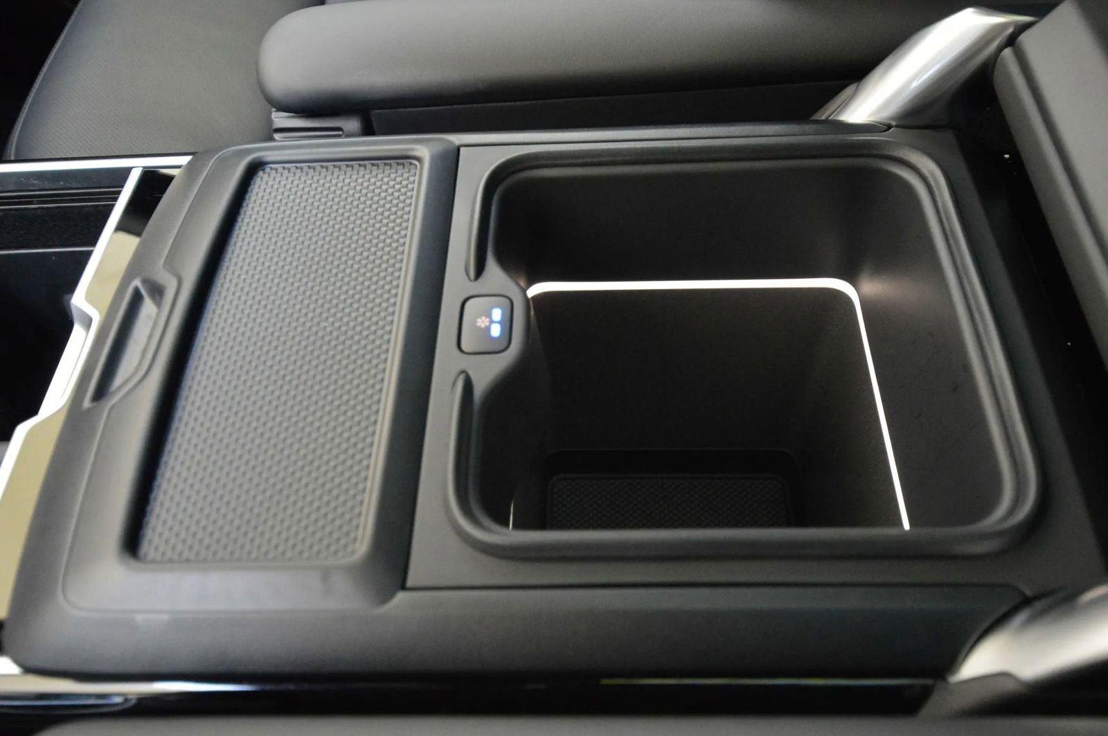 Used 2023 Land Rover Range Rover Autobiography AWD/4WD image 49