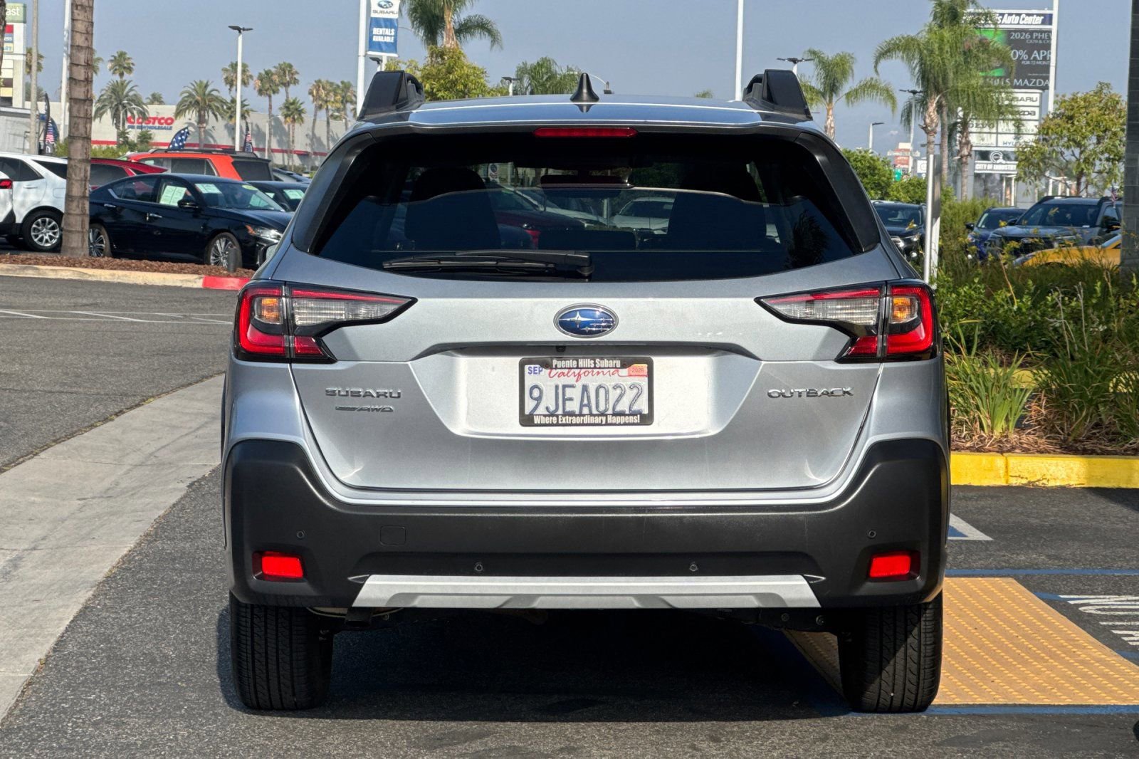 Certified 2024 Subaru Outback Limited AWD/4WD image 5